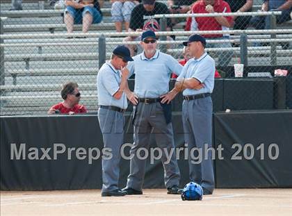 Thumbnail 1 in Hebron vs Burleson  (Texas 5A Region I Playoffs) photogallery.