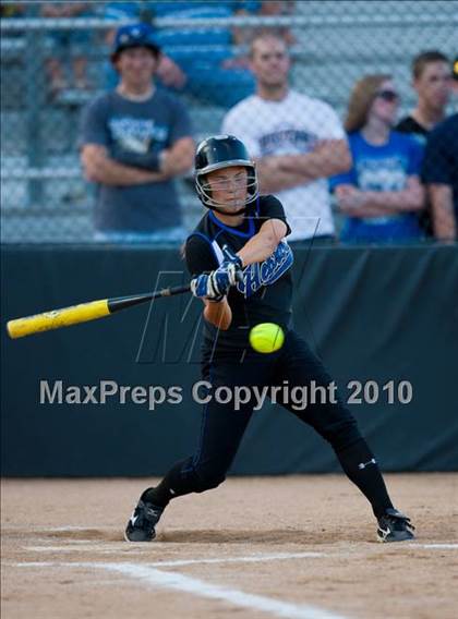 Thumbnail 3 in Hebron vs Burleson  (Texas 5A Region I Playoffs) photogallery.