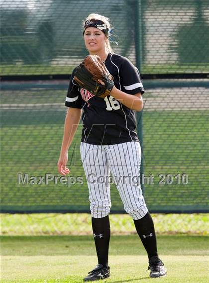 Thumbnail 2 in Hebron vs Burleson  (Texas 5A Region I Playoffs) photogallery.