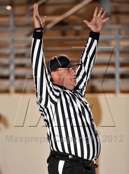 Thumbnail 3 in Celina vs. Krum (UIL 3A Division 2 Bi-District Playoff) photogallery.