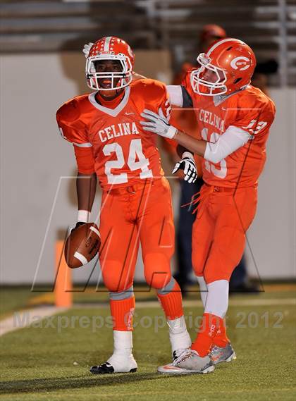 Thumbnail 1 in Celina vs. Krum (UIL 3A Division 2 Bi-District Playoff) photogallery.