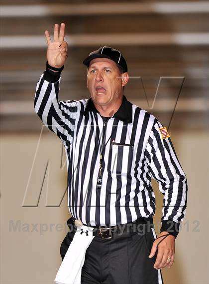 Thumbnail 1 in Celina vs. Krum (UIL 3A Division 2 Bi-District Playoff) photogallery.