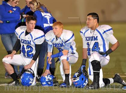 Thumbnail 2 in Celina vs. Krum (UIL 3A Division 2 Bi-District Playoff) photogallery.