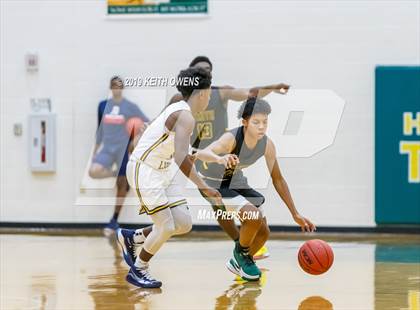 Thumbnail 2 in Newman Smith vs Prestonwood Christian (CFB Classic) photogallery.