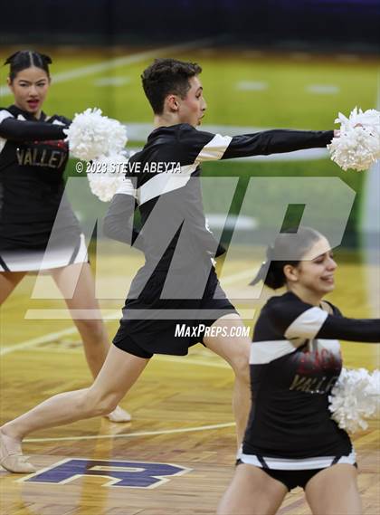Thumbnail 3 in Riverdale Ridge CHSAA Spirit Poms photogallery.
