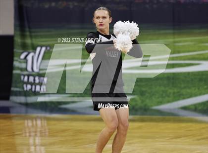 Thumbnail 2 in Riverdale Ridge CHSAA Spirit Poms photogallery.
