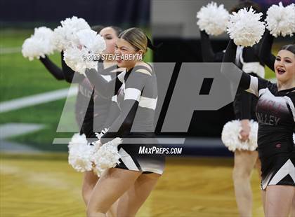 Thumbnail 1 in Riverdale Ridge CHSAA Spirit Poms photogallery.