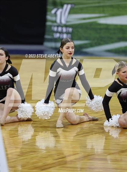 Thumbnail 3 in Riverdale Ridge CHSAA Spirit Poms photogallery.