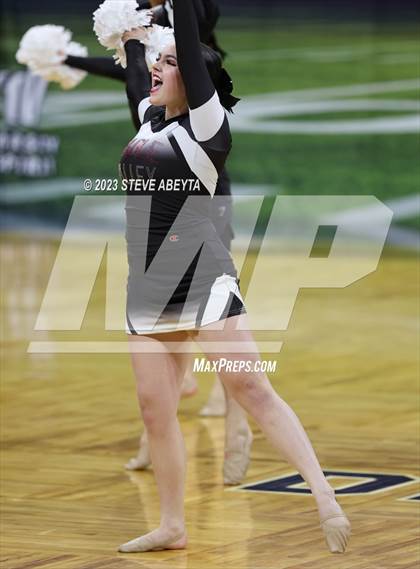 Thumbnail 3 in Riverdale Ridge CHSAA Spirit Poms photogallery.