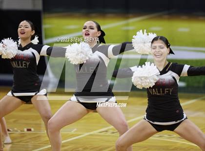 Thumbnail 2 in Riverdale Ridge CHSAA Spirit Poms photogallery.