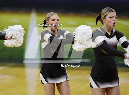 Thumbnail 1 in Riverdale Ridge CHSAA Spirit Poms photogallery.