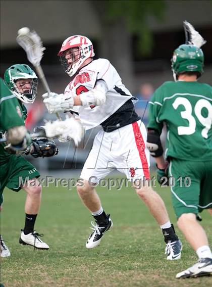 Thumbnail 3 in Strake Jesuit @ St. John's photogallery.