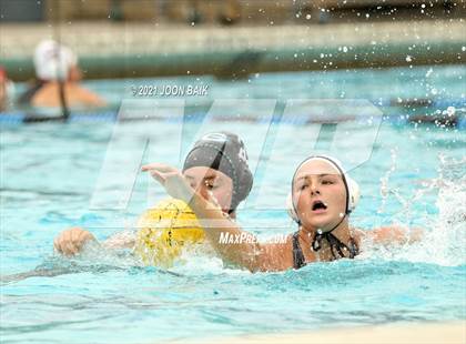 Thumbnail 3 in Clovis North vs Granite Bay (Julian Szmidt Memorial Tournament) photogallery.