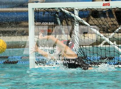 Thumbnail 3 in Clovis North vs Granite Bay (Julian Szmidt Memorial Tournament) photogallery.