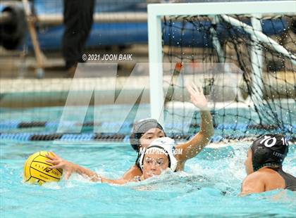 Thumbnail 2 in Clovis North vs Granite Bay (Julian Szmidt Memorial Tournament) photogallery.