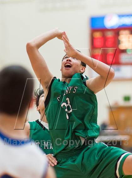Thumbnail 3 in St. Mary's vs. Serra (Catholic School Winter Classic) photogallery.