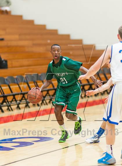 Thumbnail 3 in St. Mary's vs. Serra (Catholic School Winter Classic) photogallery.