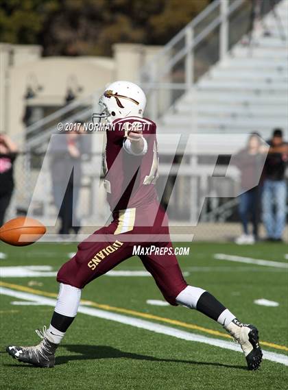 Thumbnail 3 in Hoxie vs St. Paul (KSHSAA 8M D1 Final) photogallery.