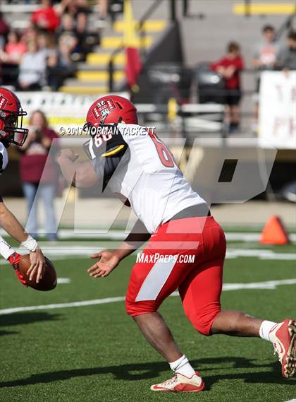 Thumbnail 2 in Hoxie vs St. Paul (KSHSAA 8M D1 Final) photogallery.