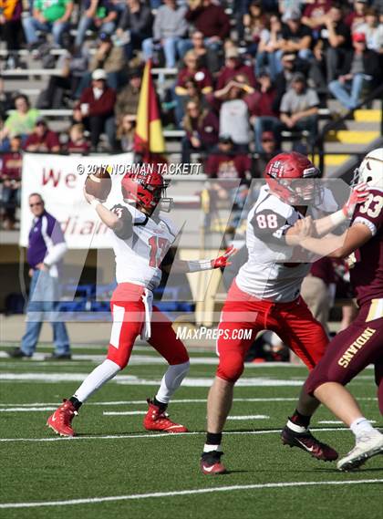 Thumbnail 2 in Hoxie vs St. Paul (KSHSAA 8M D1 Final) photogallery.