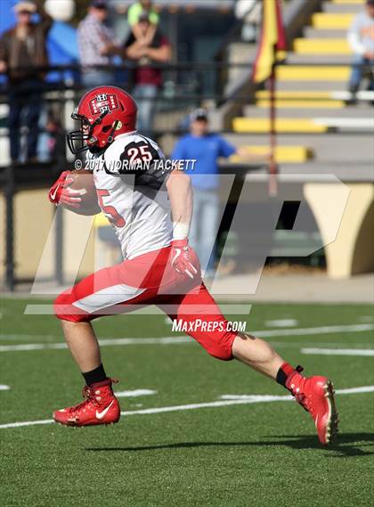 Thumbnail 2 in Hoxie vs St. Paul (KSHSAA 8M D1 Final) photogallery.