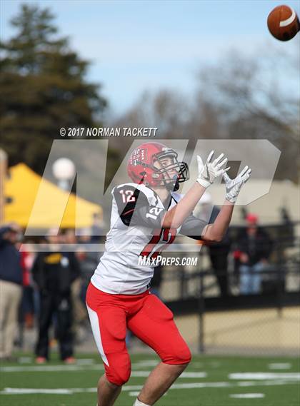 Thumbnail 3 in Hoxie vs St. Paul (KSHSAA 8M D1 Final) photogallery.