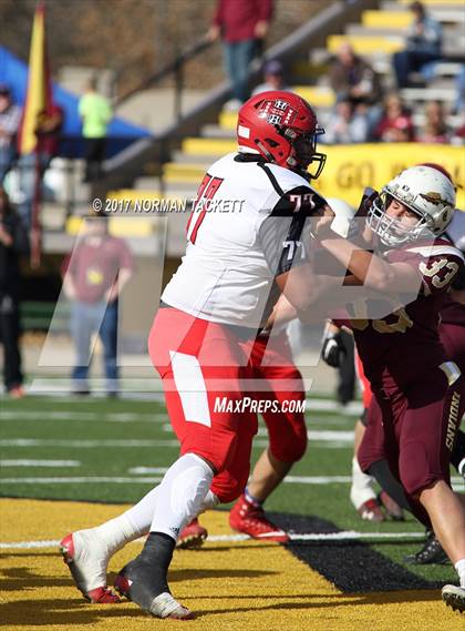 Thumbnail 3 in Hoxie vs St. Paul (KSHSAA 8M D1 Final) photogallery.