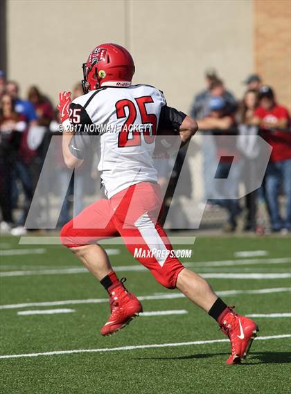 Thumbnail 2 in Hoxie vs St. Paul (KSHSAA 8M D1 Final) photogallery.