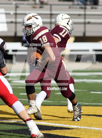 Thumbnail 1 in Hoxie vs St. Paul (KSHSAA 8M D1 Final) photogallery.