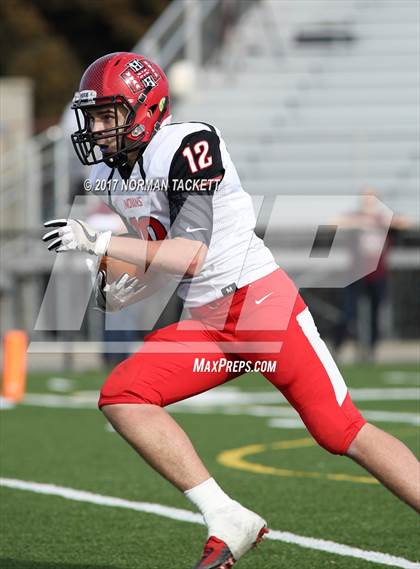 Thumbnail 3 in Hoxie vs St. Paul (KSHSAA 8M D1 Final) photogallery.