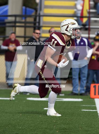 Thumbnail 3 in Hoxie vs St. Paul (KSHSAA 8M D1 Final) photogallery.