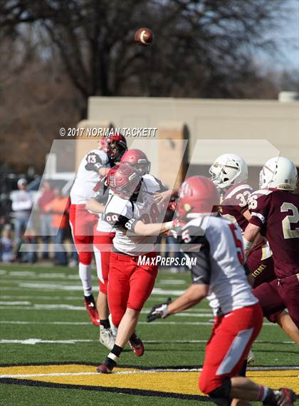 Thumbnail 2 in Hoxie vs St. Paul (KSHSAA 8M D1 Final) photogallery.