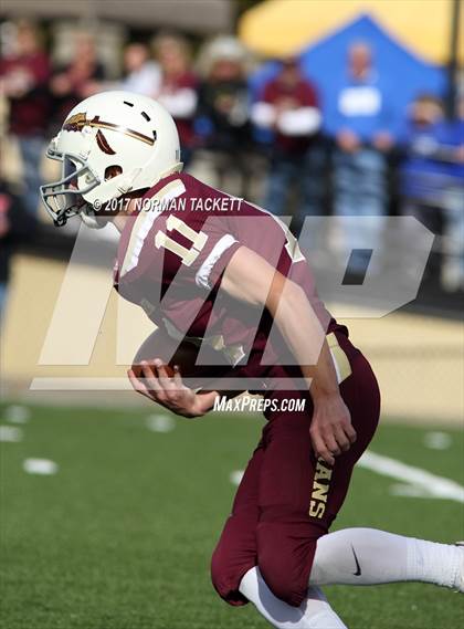 Thumbnail 3 in Hoxie vs St. Paul (KSHSAA 8M D1 Final) photogallery.