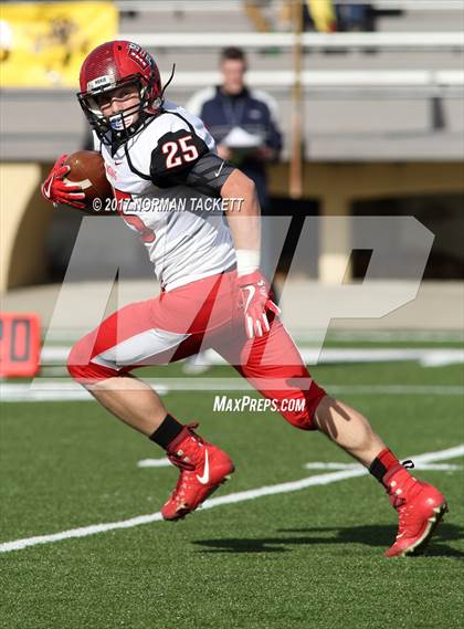 Thumbnail 3 in Hoxie vs St. Paul (KSHSAA 8M D1 Final) photogallery.