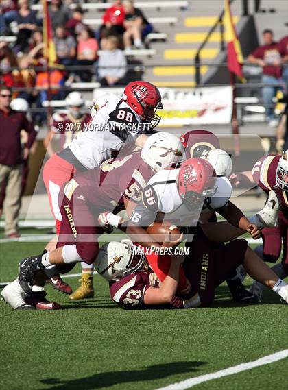 Thumbnail 3 in Hoxie vs St. Paul (KSHSAA 8M D1 Final) photogallery.