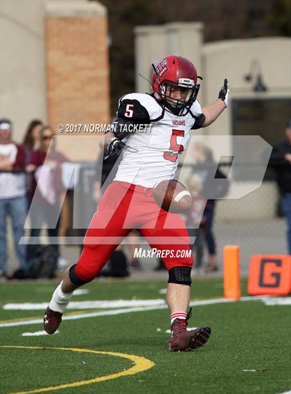Thumbnail 3 in Hoxie vs St. Paul (KSHSAA 8M D1 Final) photogallery.