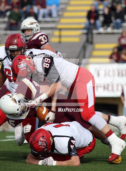 Thumbnail 3 in Hoxie vs St. Paul (KSHSAA 8M D1 Final) photogallery.