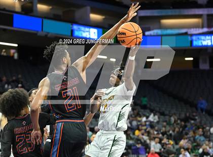 Thumbnail 3 in Chatsworth @ Monterey (CIF State D4 Final) photogallery.