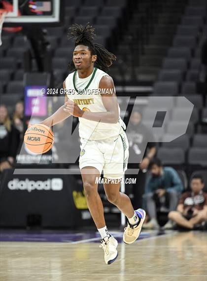 Thumbnail 3 in Chatsworth @ Monterey (CIF State D4 Final) photogallery.