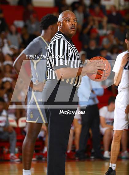 Thumbnail 1 in Bishop Montgomery vs. Redondo Union (Ryse Williams Pac Shores Tournament) photogallery.