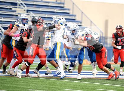 Thumbnail 2 in Pahranagat Valley vs Tonopah (NIAA 1A Final) photogallery.
