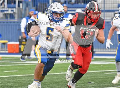 Thumbnail 1 in Pahranagat Valley vs Tonopah (NIAA 1A Final) photogallery.