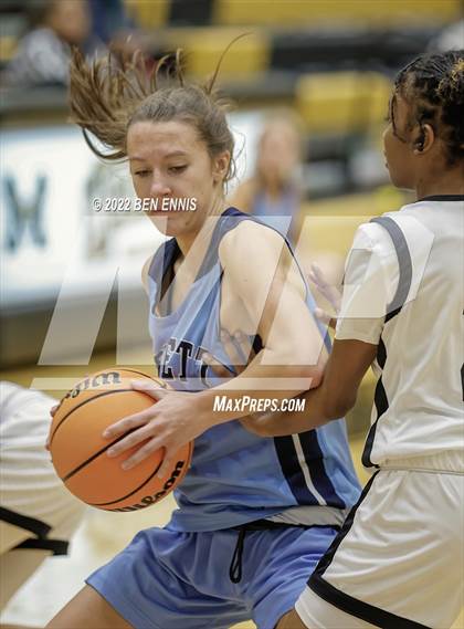 Thumbnail 3 in Lovett @ McDonough photogallery.