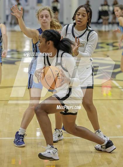 Thumbnail 2 in Lovett @ McDonough photogallery.