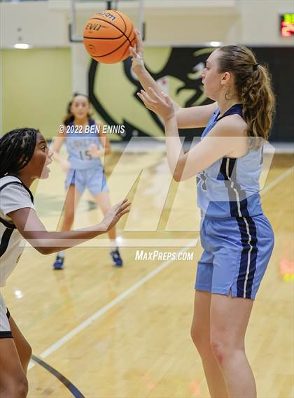Thumbnail 2 in Lovett @ McDonough photogallery.