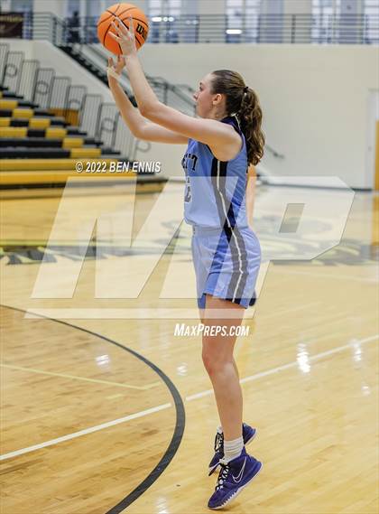 Thumbnail 3 in Lovett @ McDonough photogallery.