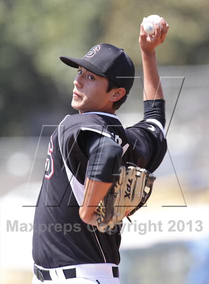 Thumbnail 2 in Rio Mesa @ Hoover photogallery.