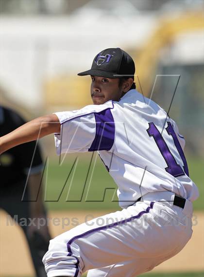 Thumbnail 1 in Rio Mesa @ Hoover photogallery.