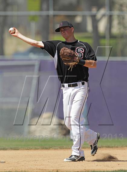Thumbnail 2 in Rio Mesa @ Hoover photogallery.
