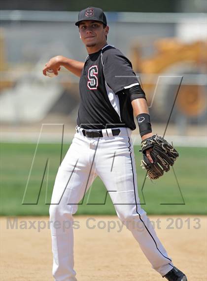 Thumbnail 2 in Rio Mesa @ Hoover photogallery.